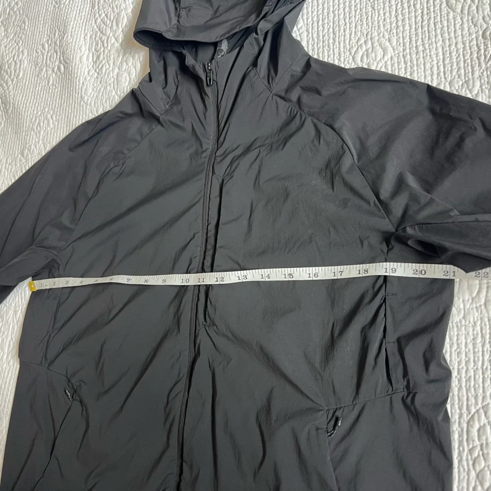 Lululemon Fast and Free Jacket - Picture 11 of 15